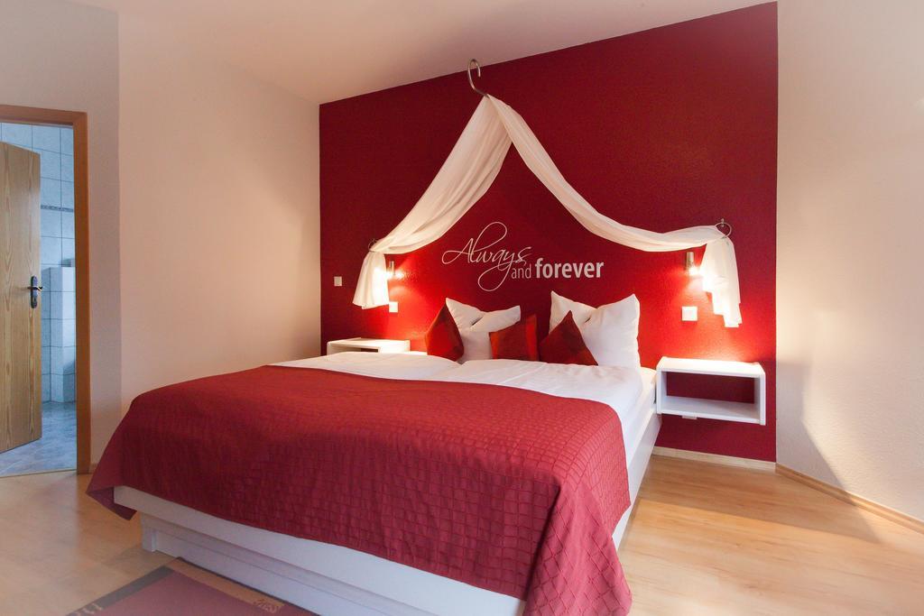 Hotel Am Grudenberg ฮัลเบอร์ชตัดท์ ภายนอก รูปภาพ